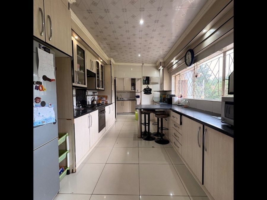 4 Bedroom Property for Sale in Flamwood North West